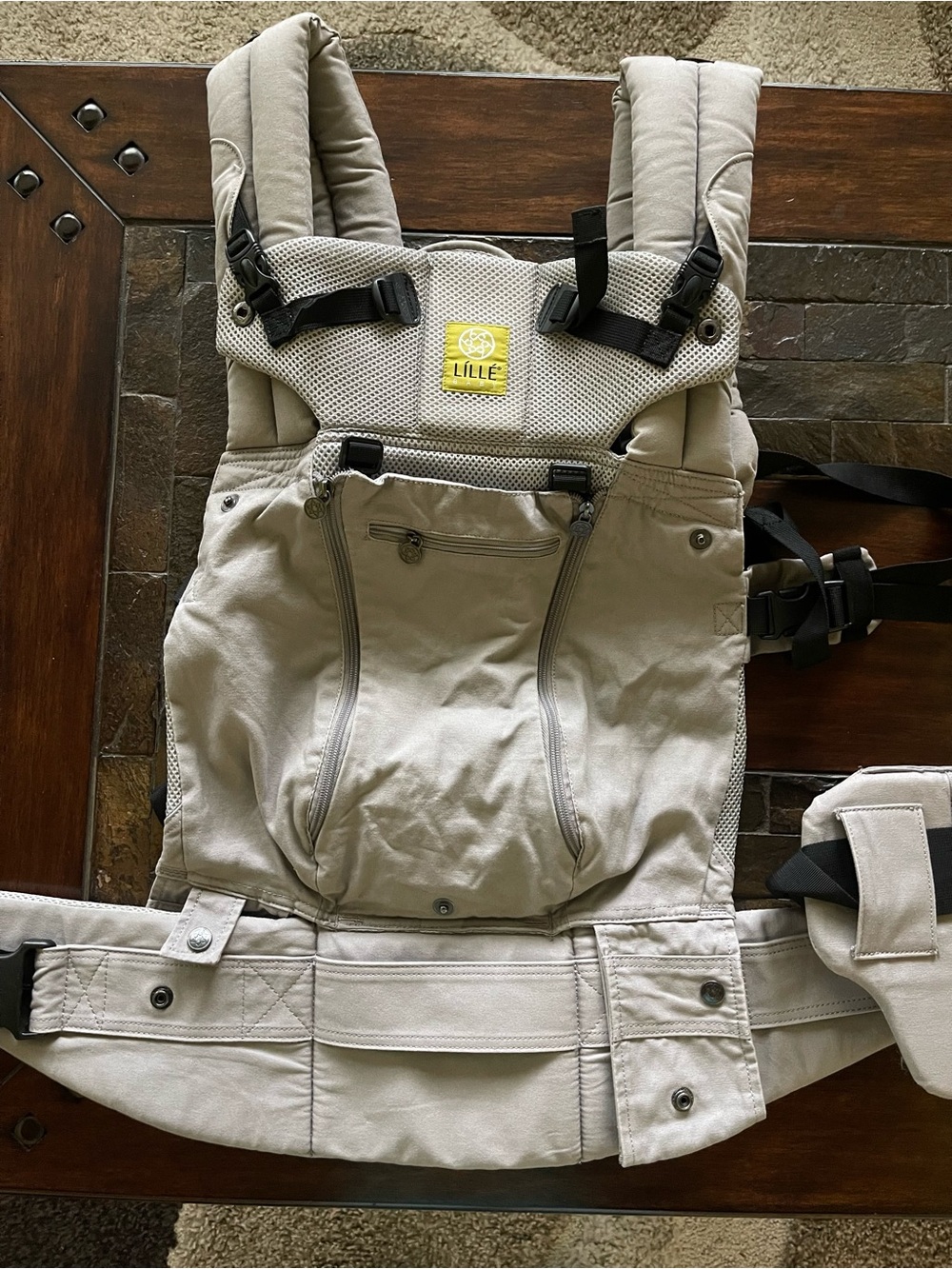 Lille Baby Carry On AirflowCarrier